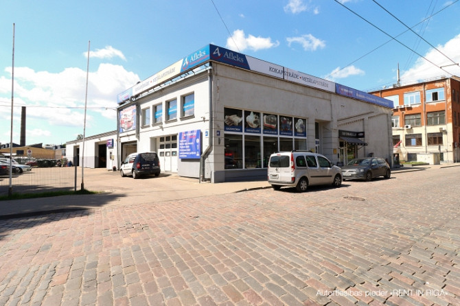 Торгово-складское здание в центре города  Площадь земельного участка: 1 420 м (в Рига - изображение 1