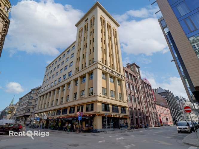 Iznomā plašas un kvalitatīvas biroja telpas Rīgas centrā, prestižā vietā pretī viesnīcai Rīga - foto 1