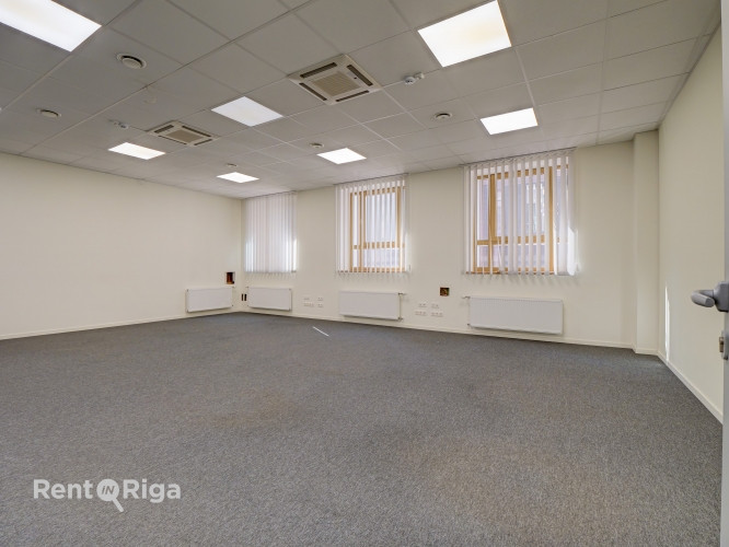 Iznomā lieliskas biroja telpas pašā Rīgas centrā Dzirnavu un Baznīcas ielu krustojumā tieši Rīga - foto 2