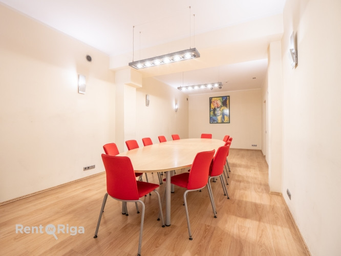 Iznomā kabinetu tipa biroja telpas Skanstē.  Pieejamas 9 telpas, kurās ietilpst centrālā Rīga - foto 4