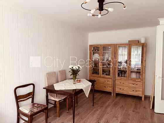 Оплата аренды земли 4,33 EUR/месяц, металическое покрытие крыши, межэтажные Рига