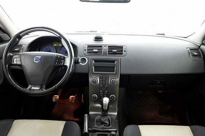 Volvo S40 R-Design Facelift 2.0 D4 100kW Tallina - foto 5