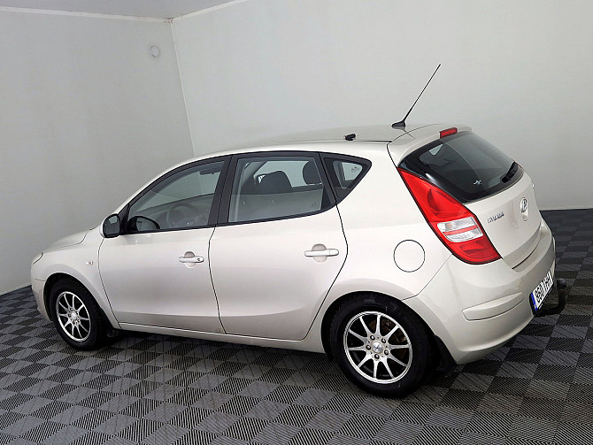 Hyundai i30 Elegance 1.6 90kW Tallina - foto 4