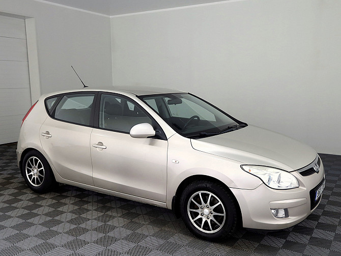 Hyundai i30 Elegance 1.6 90kW Tallina - foto 1