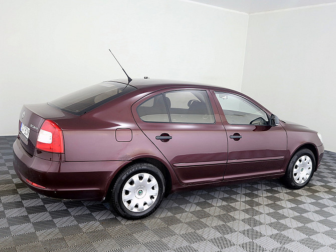 Skoda Octavia Comfortline Facelift 1.2 77kW Tallina - foto 3
