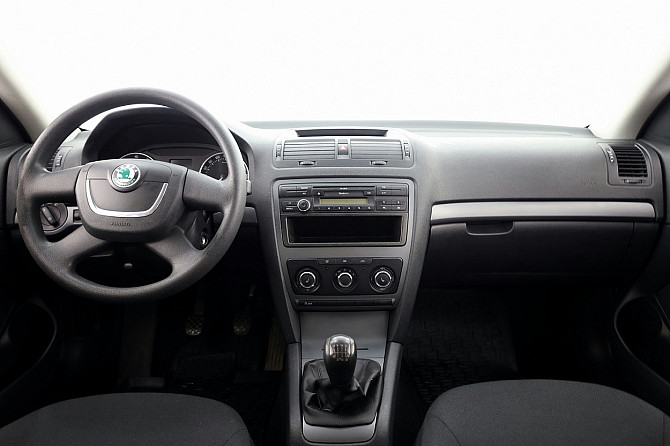 Skoda Octavia Comfortline Facelift 1.2 77kW Tallina - foto 5