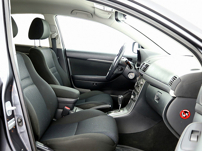 Toyota Avensis Linea Sol Facelift ATM 2.0 108kW Таллин - изображение 6