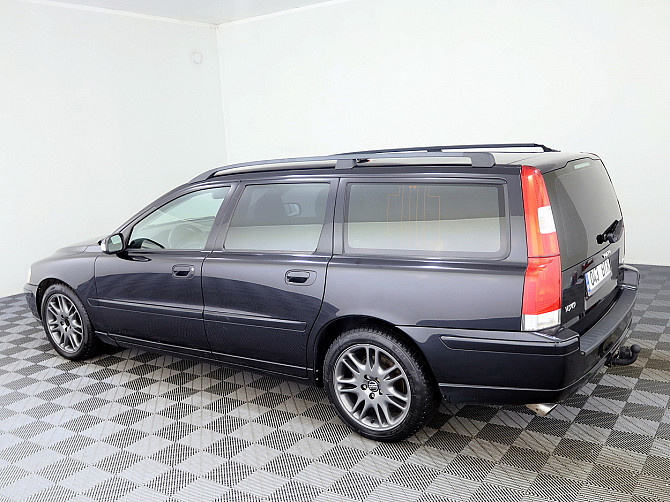 Volvo V70 Summum Facelift ATM 2.4 D5 136kW Tallina - foto 4