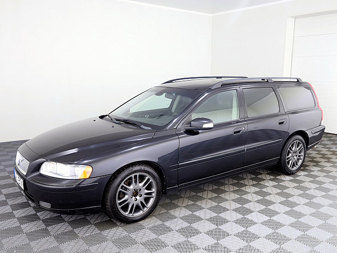 Volvo V70 Summum Facelift ATM 2.4 D5 136kW Tallina - foto 2