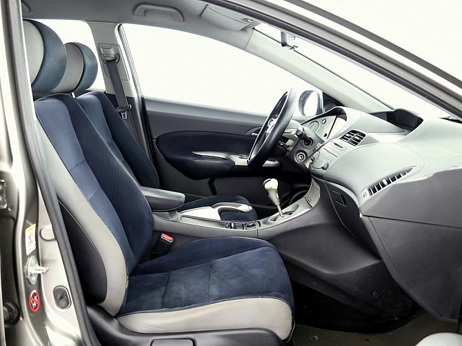 Honda Civic Elegance 1.8 103kW Таллин - изображение 6