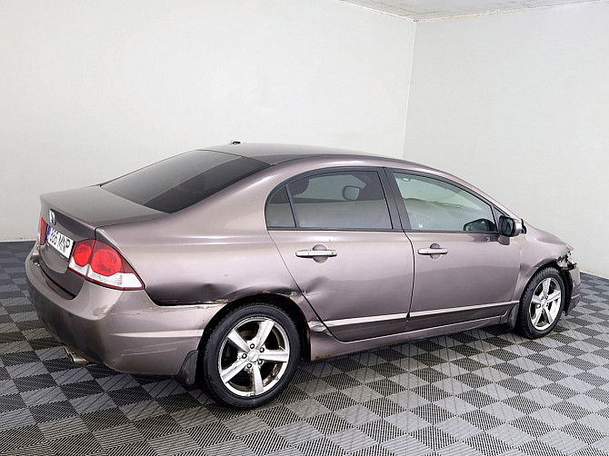 Honda Civic Elegance Facelift LPG ATM 1.8 103kW Таллин - изображение 3