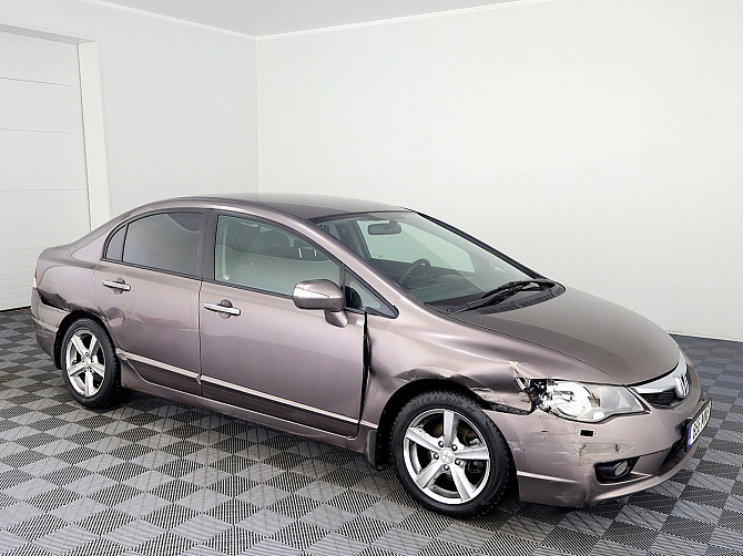 Honda Civic Elegance Facelift LPG ATM 1.8 103kW Таллин - изображение 1