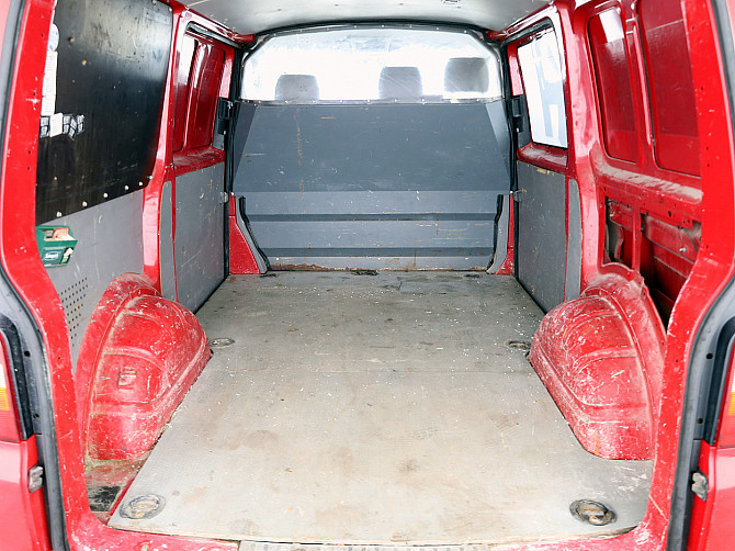Volkswagen Transporter Comfortline 1.9 TDI 75kW Tallina - foto 8