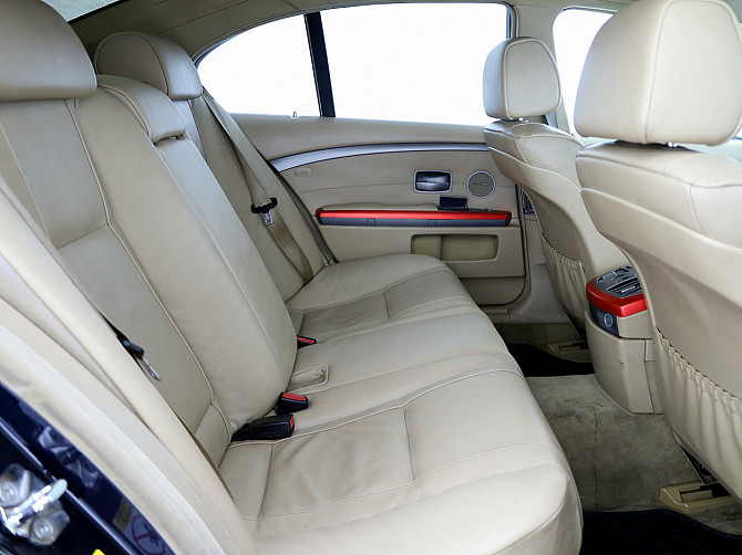 BMW 730 Executive Facelift 3.0 D 155kW Tallina - foto 7