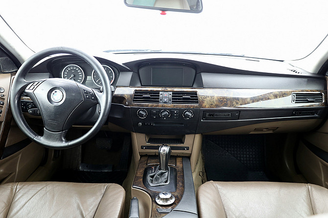 BMW 520 Executive ATM 2.2 125kW Tallina - foto 5