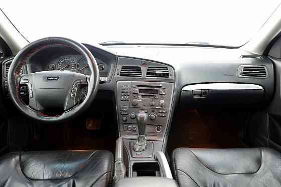 Volvo XC70 Summum ATM 2.4 D5 120kW Tallina