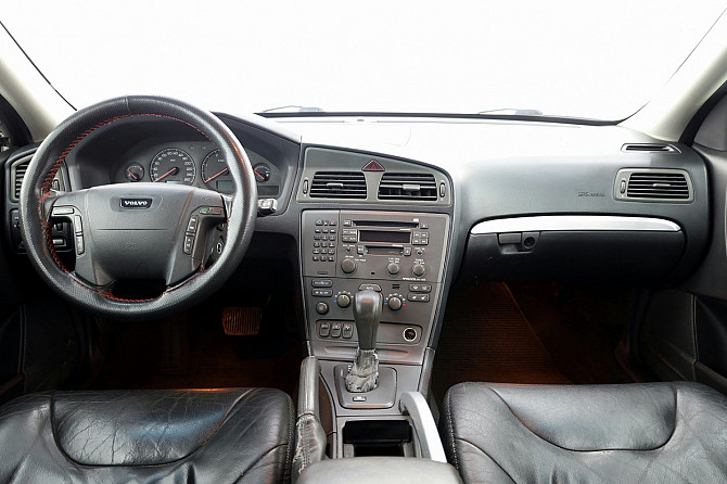Volvo XC70 Summum ATM 2.4 D5 120kW Tallina - foto 5