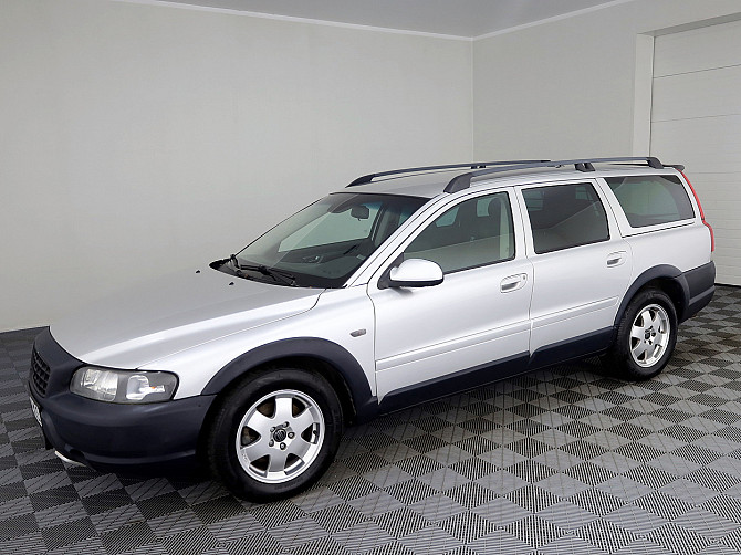 Volvo XC70 Summum ATM 2.4 D5 120kW Tallina - foto 2