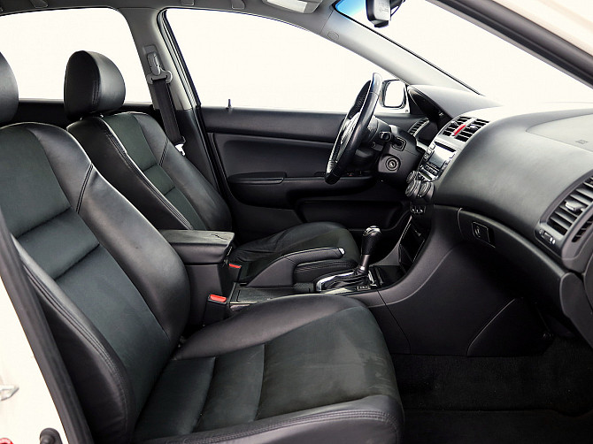 Honda Accord Luxury Facelift ATM 2.0 114kW Tallina - foto 6