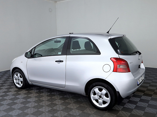 Toyota Yaris Linea Sol A-C 1.3 64kW Tallina - foto 4