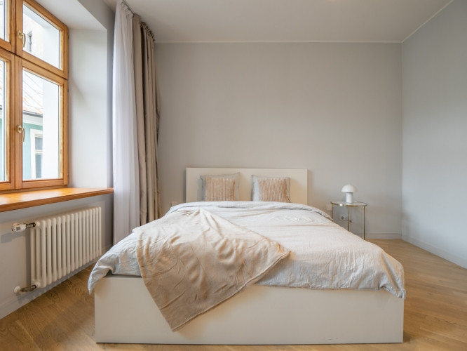 Izīrē elegantu dzīvokli ar unikālu dizainu, Vecrīga - ideāla vieta aktīvai un ērtai dzīvei Rīga - foto 2