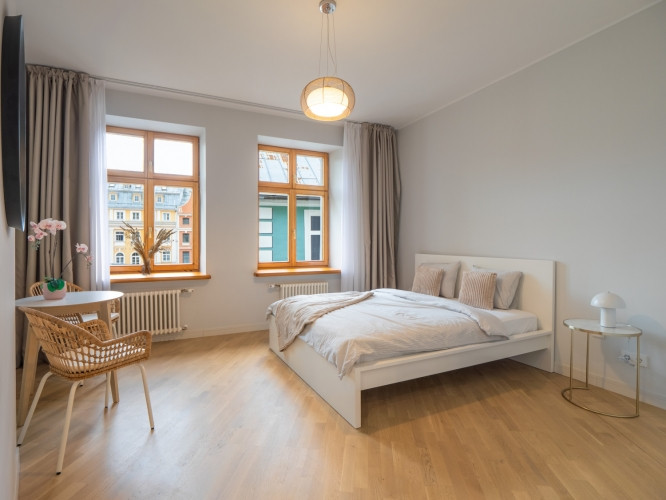 Izīrē elegantu dzīvokli ar unikālu dizainu, Vecrīga - ideāla vieta aktīvai un ērtai dzīvei Rīga - foto 1
