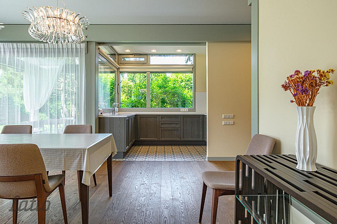 Izīrē elegantu un pilnībā mēbelētu māju Piņķos
Mājīga, energoefektīva un premium Rīgas rajons - foto 5