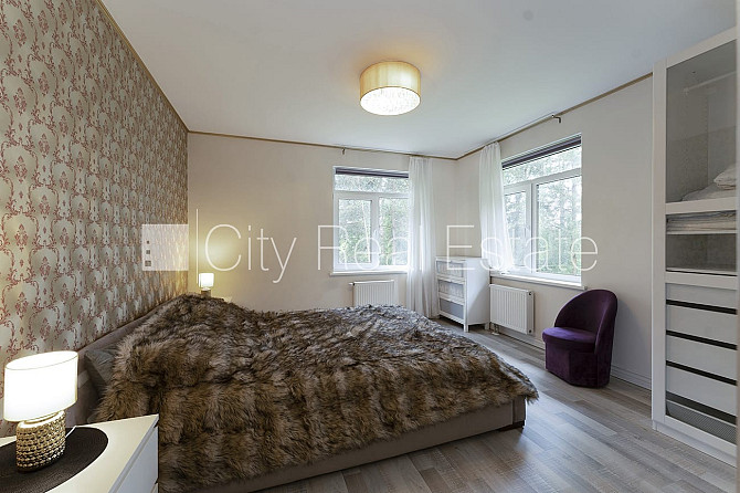 Privātmāja, fasāde ar dekoratīvo apmetumu, labiekārtots apzaļumots pagalms, garāža vienai Jūrmala - foto 11