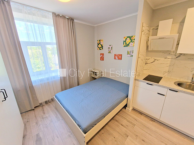 Fasādes māja, slēgts pagalms, iespēja nomāt autostāvvietu, ieeja no ielas, kāpņu telpa pēc Rīga - foto 7