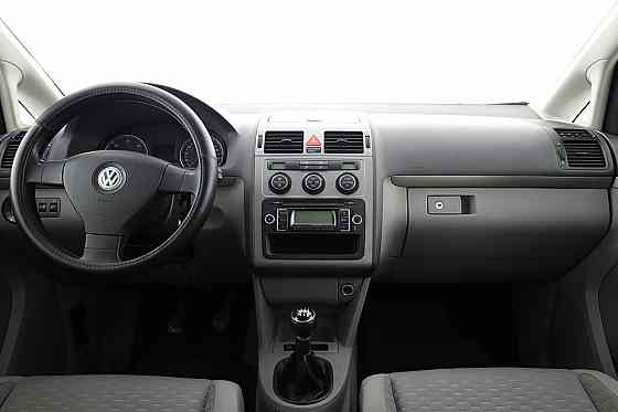 Volkswagen Touran Comfortline Facelift 1.9 TDI 77kW Tallina