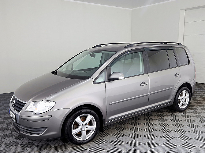 Volkswagen Touran Comfortline Facelift 1.9 TDI 77kW Tallina - foto 2