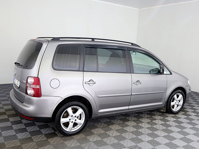 Volkswagen Touran Comfortline Facelift 1.9 TDI 77kW Tallina - foto 3