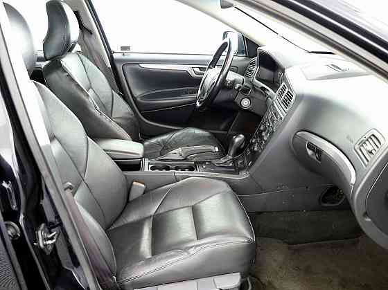 Volvo V70 Summum ATM 2.4 D5 120kW Tallina