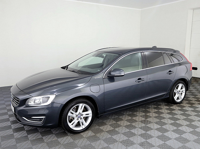 Volvo V60 Summum Hybrid Facelift ATM 2.4 162kW Tallina - foto 2