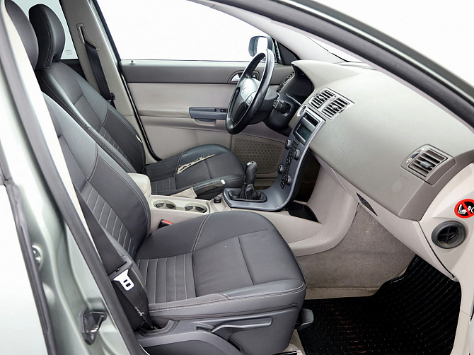 Volvo V50 Facelift 1.8 92kW Tallina - foto 6