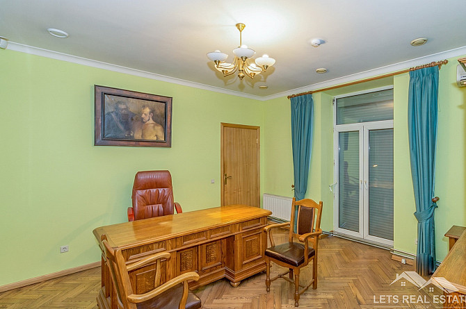 Lieliska investīciju iespēja Rīgas sirdī – 132.3 m² biroja telpas par īpaši pievilcīgu cenu! Tiek... Rīga - foto 1