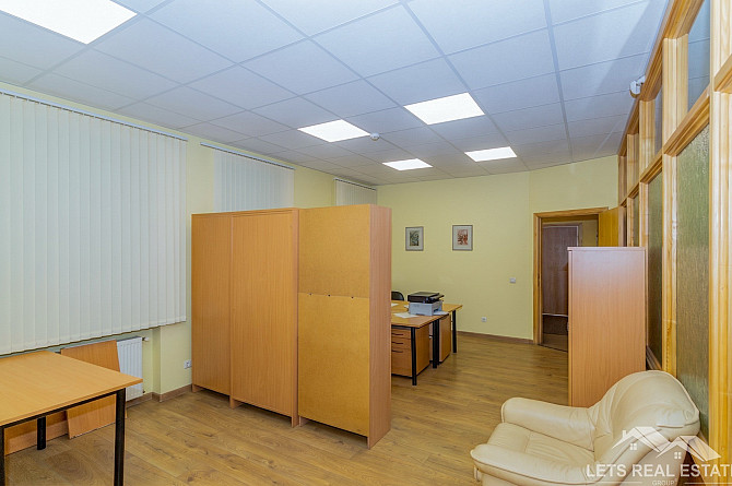 Lieliska investīciju iespēja Rīgas sirdī – 132.3 m² biroja telpas par īpaši pievilcīgu cenu! Tiek... Rīga - foto 5