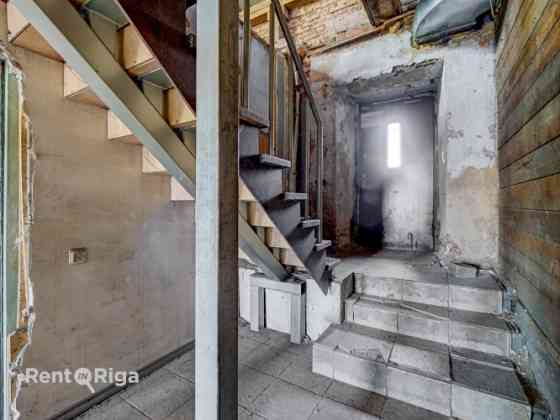 Многофункциональное здание в аренду  ул. Лубанас, 152, Рига  Предлагается в аренду Рига