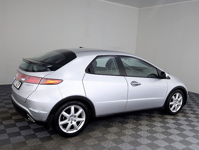Honda Civic Elegance ATM 1.8 103kW Tallina - foto 3