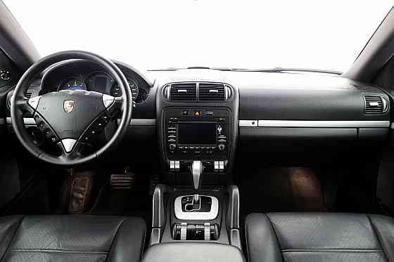 Porsche Cayenne Platinum Facelift ATM 3.0 TDI 176kW Таллин