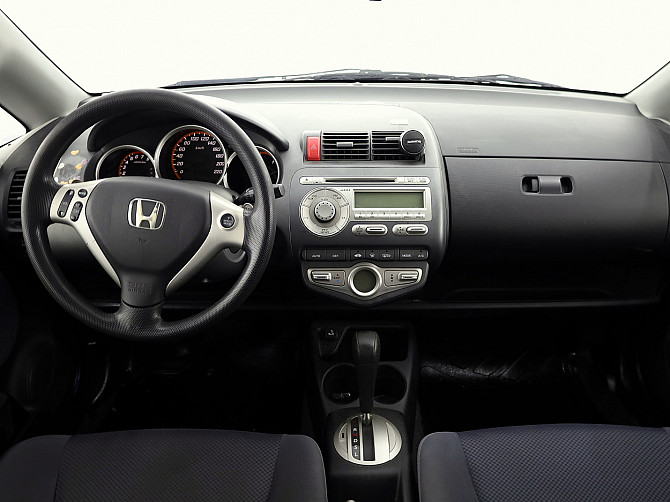 Honda Jazz Facelift ATM 1.3 61kW Tallina - foto 5