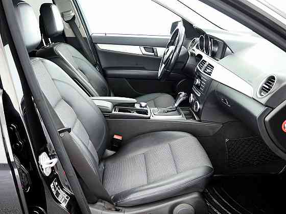 Mercedes-Benz C 220 Avantgarde Facelift ATM 2.1 CDI 125kW Таллин