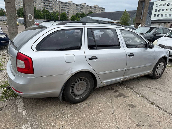 Skoda Octavia Comfortline Facelift 1.4 90kW Таллин - изображение 3