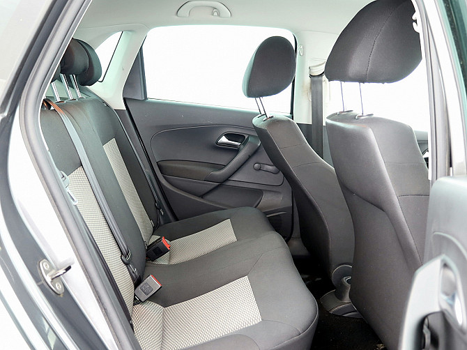 Volkswagen Polo Comfortline 1.2 51kW Таллин - изображение 7