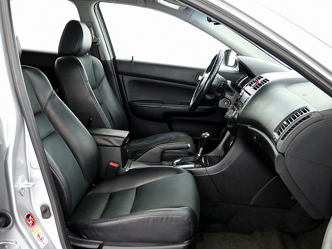 Honda Accord Luxury Facelift ATM 2.0 114kW Таллин - изображение 6