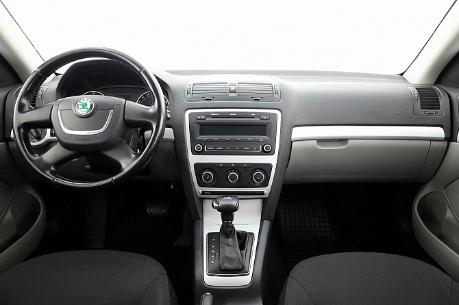 Skoda Octavia Comfortline Facelift ATM 1.4 90kW Таллин - изображение 5