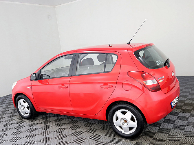 Hyundai i20 Elegance 1.4 74kW Таллин - изображение 4