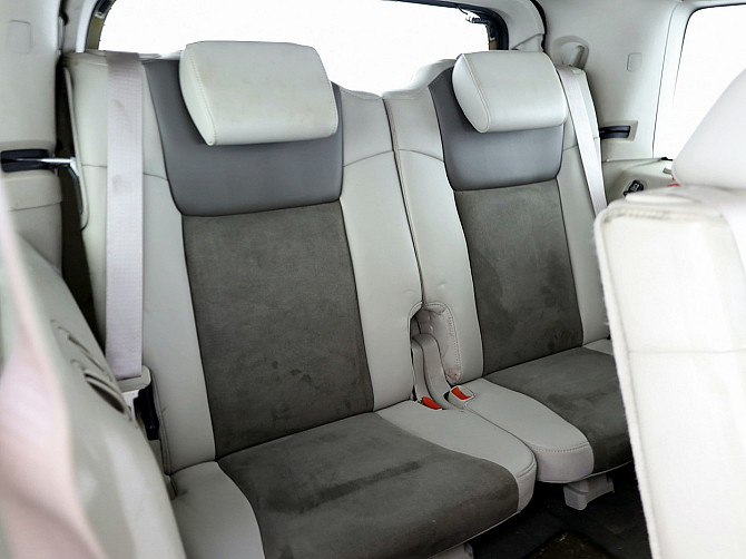 Jeep Commander Overland 3.0 CRD 160kW Tallina - foto 8