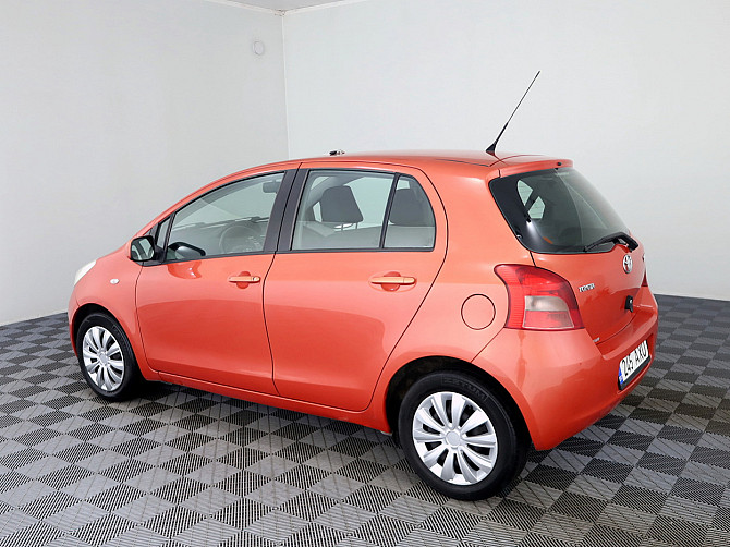 Toyota Yaris Linea Sol A-C 1.3 64kW Tallina - foto 4