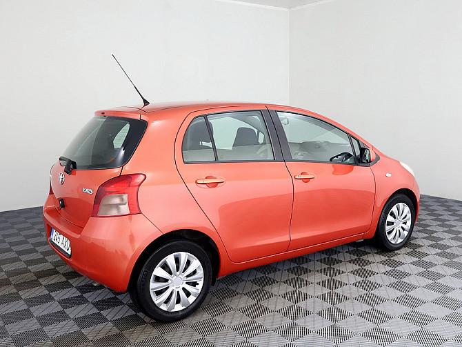 Toyota Yaris Linea Sol A-C 1.3 64kW Tallina - foto 3